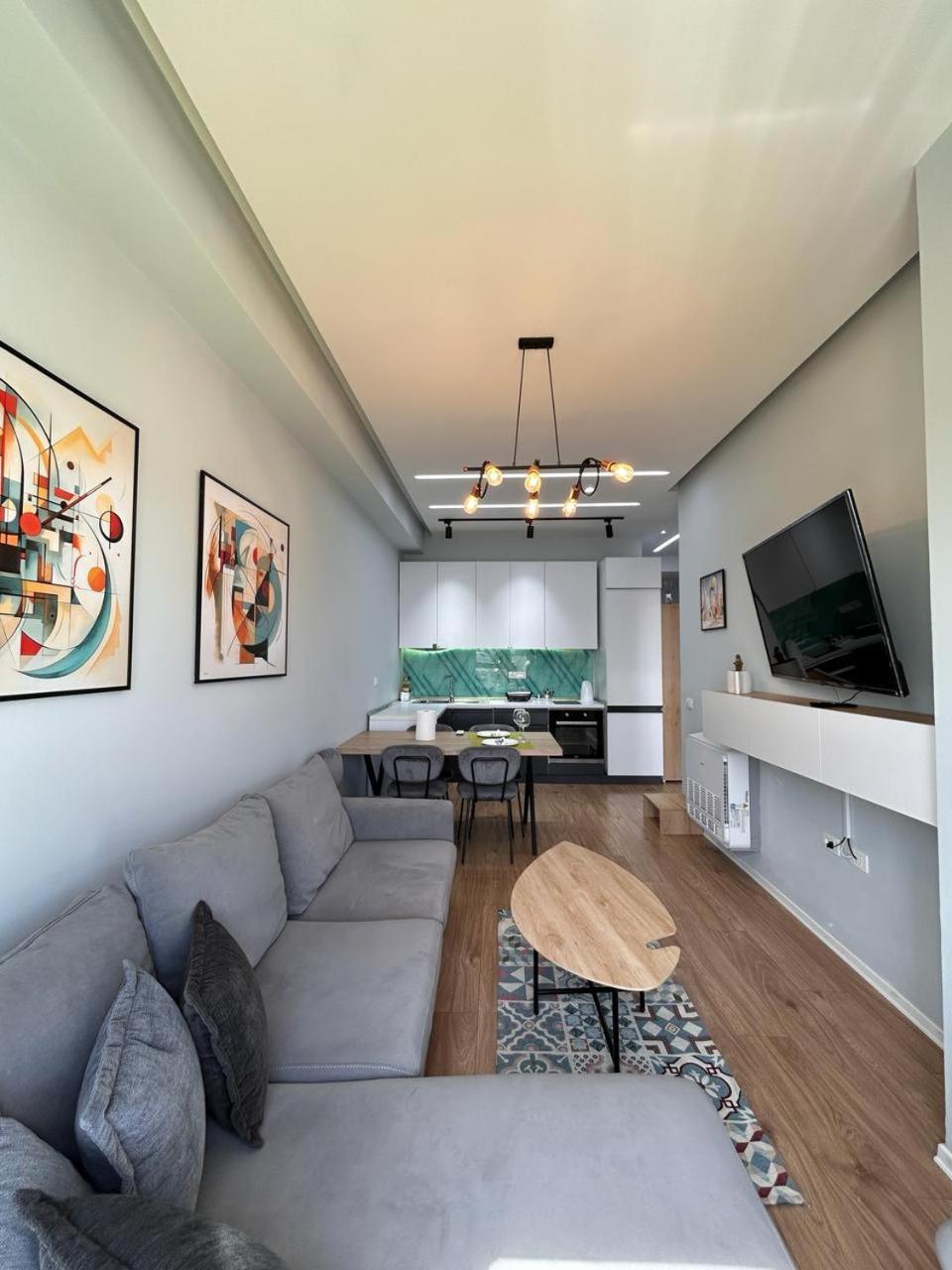 Picasso Apartment Tiran Dış mekan fotoğraf